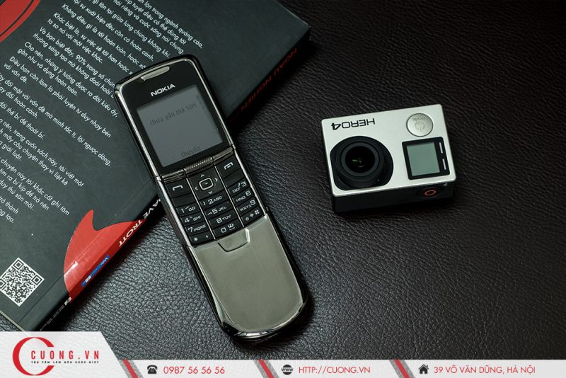 Chiếc điện thoại Nokia 8800 đời đầu là gì?